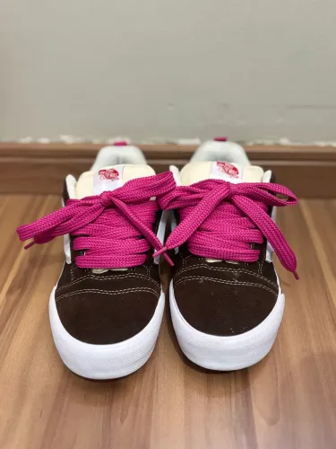 Tênis Vans Knu School Marrom e Rosa