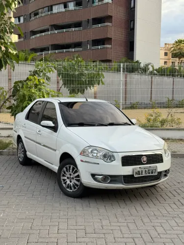 Fiat Siena Tetrafuel 1.4 MPI Fire Flex 8V 4P 2010