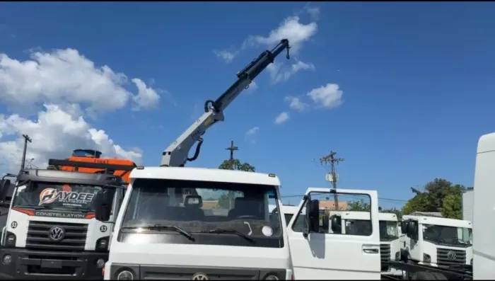 Vendo caminhão Munck