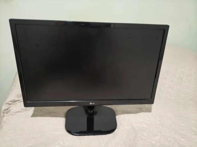Monitor LG 23"
