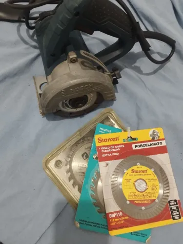 (Teotônio vilela)Makita Bohc com 3 discos $270 ZAP *