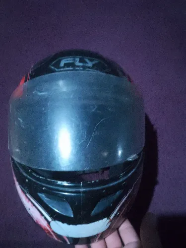 Capacete quebra galho 