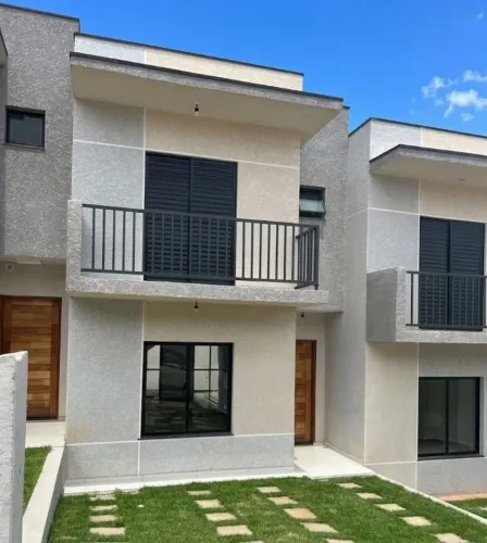 Sobrado com 3 dormitórios à venda, 82 m² por R$ 630.000,00 - São Roque - São Roque/SP