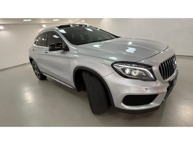Mercedes-Benz GLA 250 Sport 2.0 TB 16V 4X2 211cv Aut. 2015
