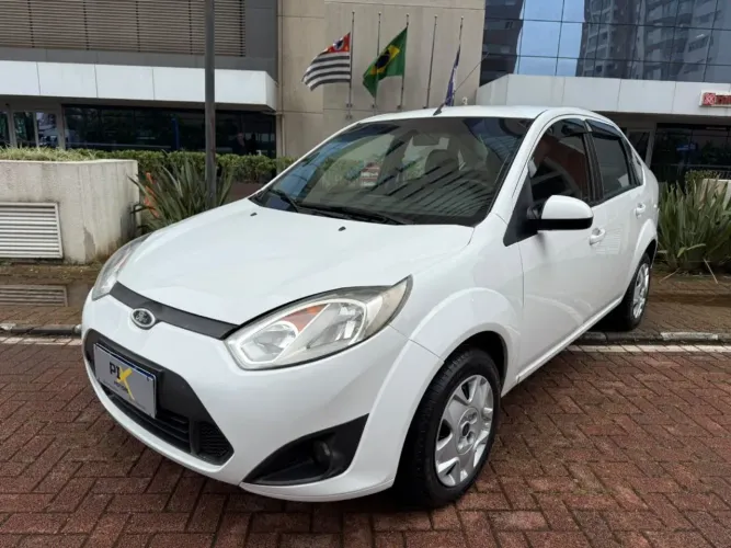 Ford Fiesta Sedan 1.0 8V Flex 4P 2014