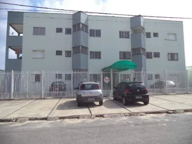 Kitnet para Aluguel em Guaratinguetá (Vila Indiana) 20m², 1 Quarto e Banheiro