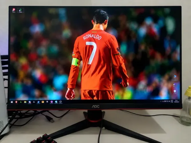 Monitor AOC