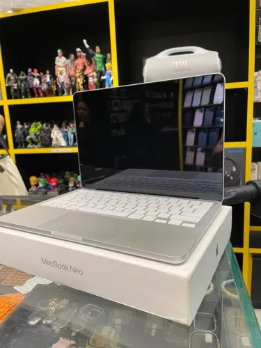 MACBOOK NEO 256GB SEMINOVO