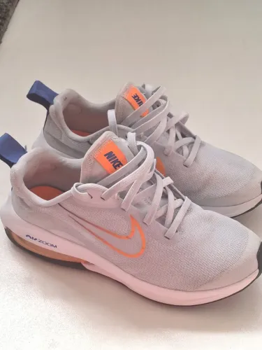 Tenis nike Infantil tam 34