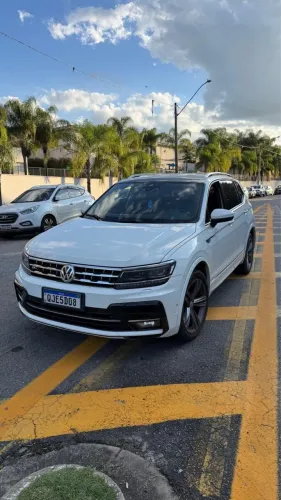 Volkswagen Tiguan Allspac R-line 350 TSI 2.0 4X4 2018
