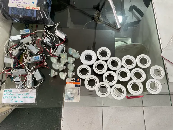 Lote Spots de Embutir com Lampada e Reator 