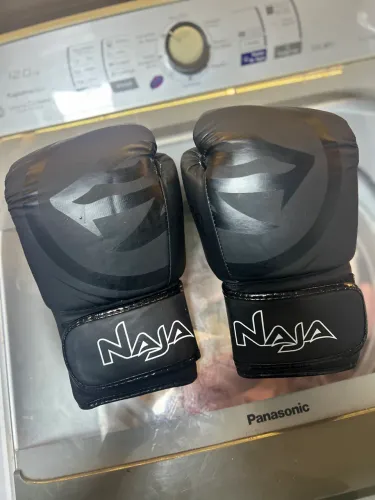 Luva Muay Thai Boxe Naja 12oz
