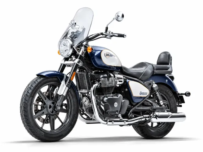 Super meteor 650
