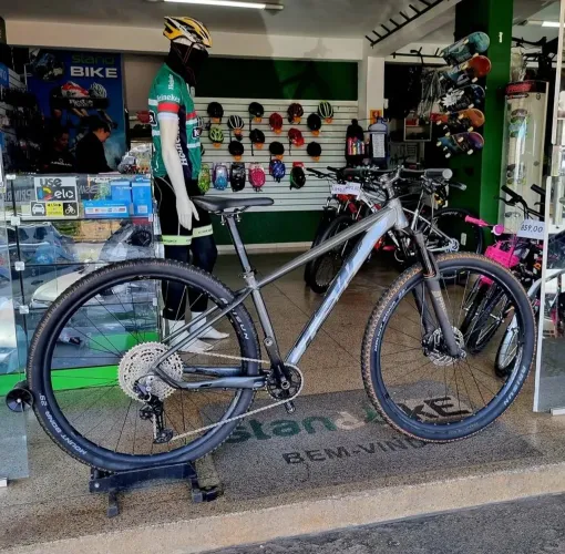 Bike TSW Yukon, Quadro Alumínio boost, tamanho 15.5, Grupo Shimano Deore 12v 11x51