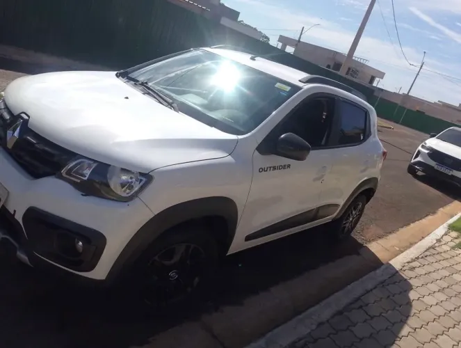 Renault Kwid Outsider 1.0 Flex 12V 5P Mec. 2020
