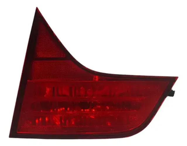Lanterna Tampa Traseira Direita Honda Civic 1.8 2007 A 2011 Direito/passageiro Vermelho