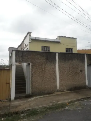 Casa para Venda em Belo Horizonte, Maria Goretti, 3 dormitórios, 1 banheiro