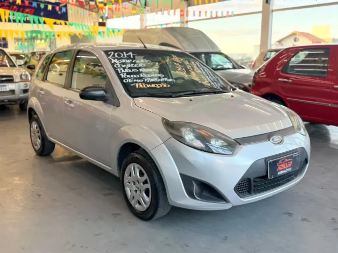 Ford Fiesta 1.0 Rocam SE Plus Hatch 8V Flex 4P Manual 2014