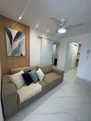 Apartamento com 2 dormitórios para alugar, 55 m² por R$ 3.562,00/mês - Praia da Costa - Vi