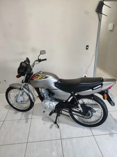 Moto Honda CG 125 Titan KS