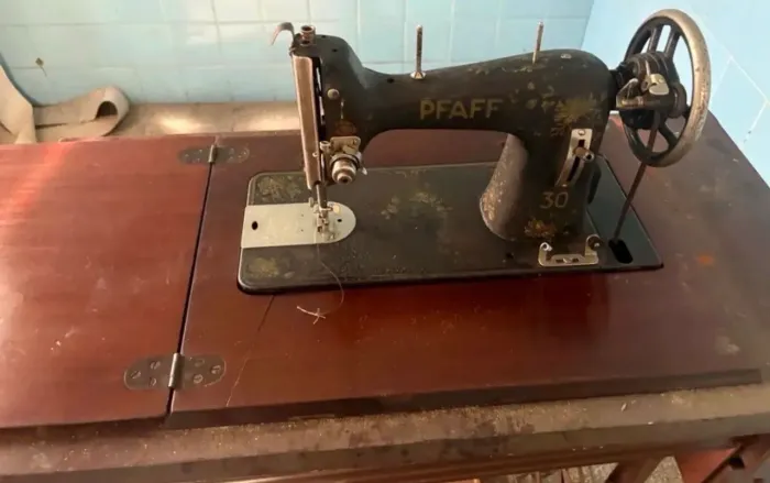 Máquina de costura Pfaff