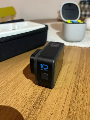 KIT GOPRO HERO 10 TOP ACOMPANHA CASE CARREGADOR E BATERIAS