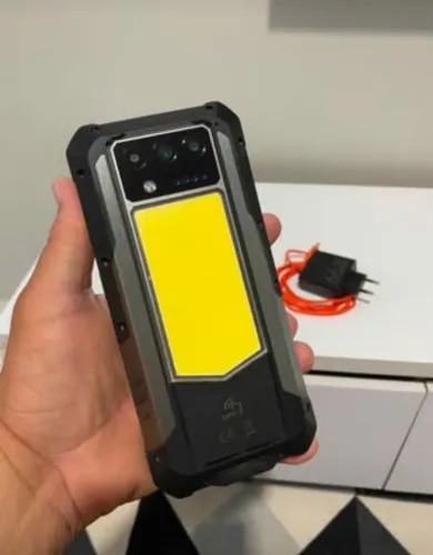 Vendo OUKITEL wp100 Titan 16 de ram e 512 gigas