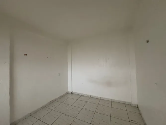 PETROPOLIS, ALEIXO, ALUGO APARTAMENTO DULPLEX COM 01 QTO REFORMADO