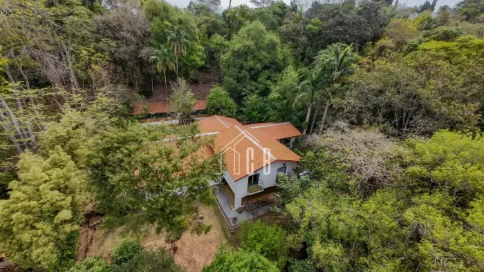 Casa a Venda em condomínio - Vale do Sol - Botucatu-SP