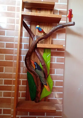 Vendo essa escultura de madeira valor 120