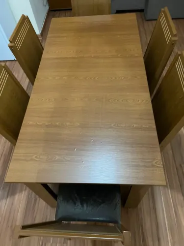 Mesa de jantar 6 cadeiras