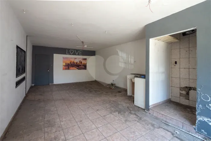 Prédio inteiro à venda em Pinheiros - SP