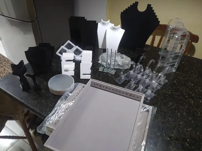 Vendo kits de mostruário de Jóias e relógio.