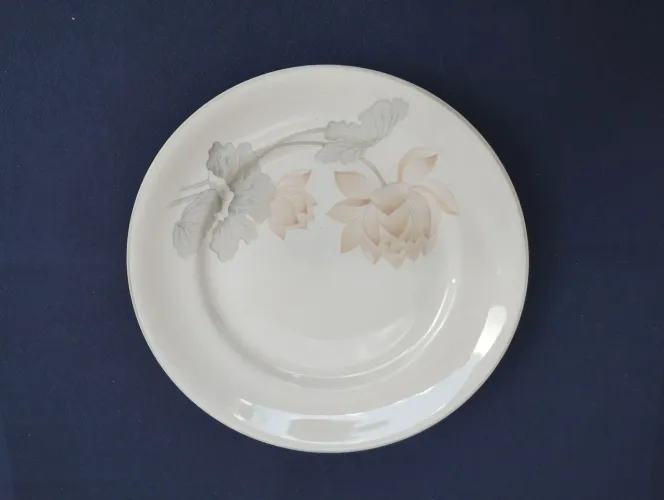Prato de sobremesa em porcelana Schmidt