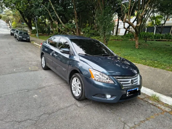 Nissan Sentra SV 2.0 Flexstart 16V Aut. 2014