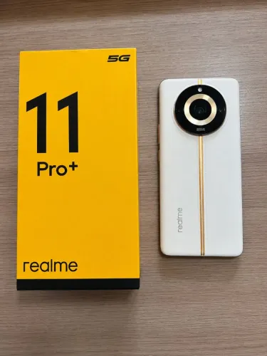 Realme 11 Pro + 5G 256GB - Placa com defeito / Aceito troca por placa funcionando