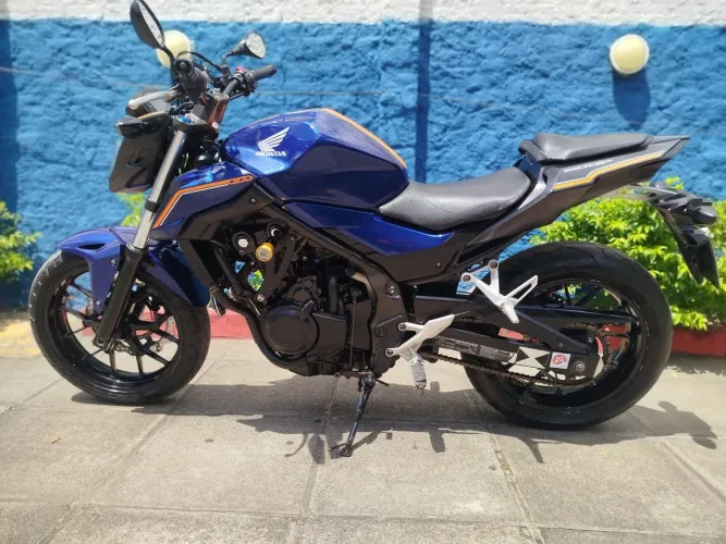 HONDA CB 500F