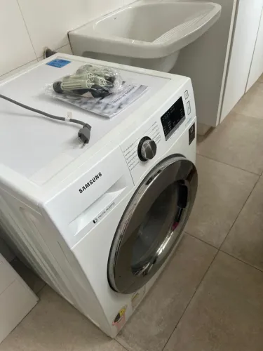 Máquina lava e seca