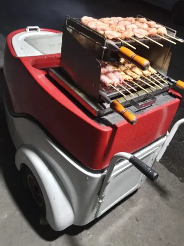 VENDI - SE CARRiNHO DE CHURRASCO