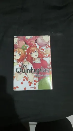 Coleção manga "As Quíntuplos" volume 1,2,3,4,5,6,7,8