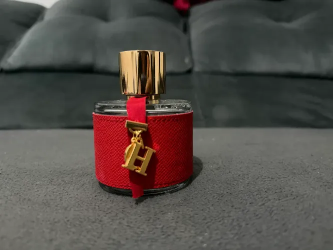 Este é o CH Eau de Toilette da Carolina Herrera,100 ml