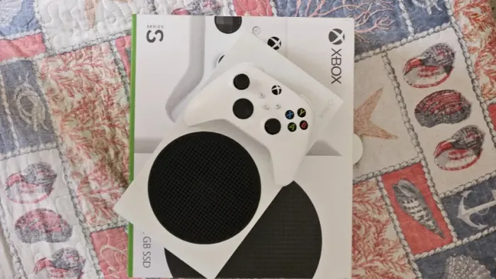 Xbox Series S - Usado em excelente estado