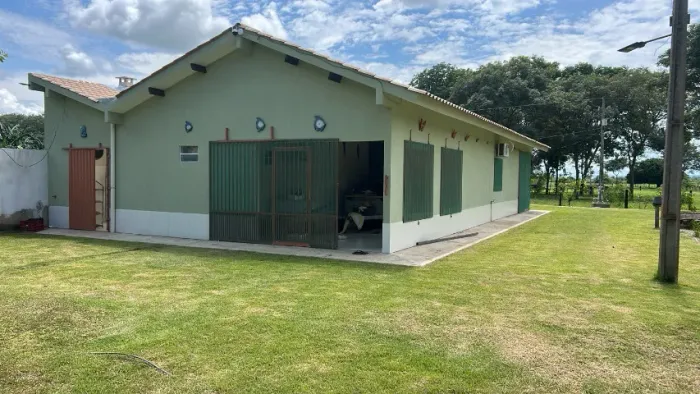 Casa grande com Laje no Pantanal. Local turistico com preservação da Fauna e Flora