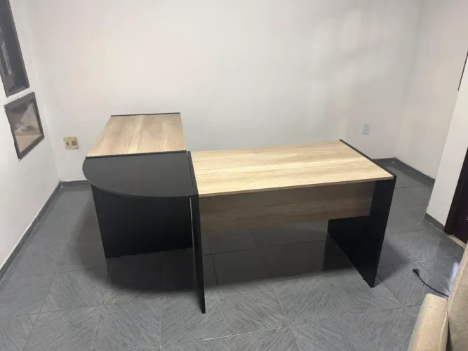 VENDO MESA DE ESCRITORIO
