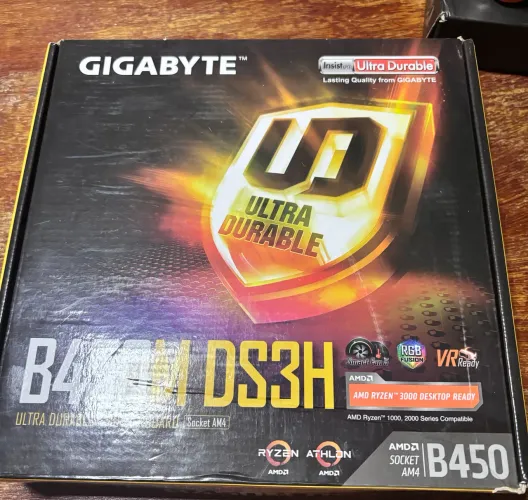 Vendo placa B450M DS3H