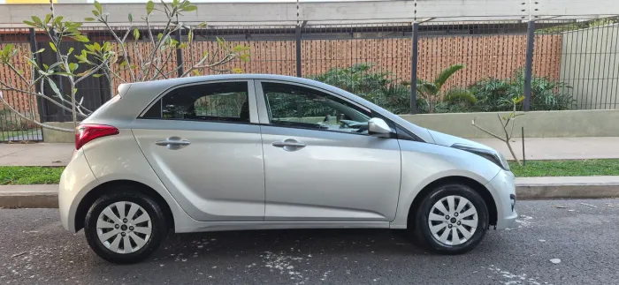 Hyundai HB20 C./c.plus/c.style 1.6 Flex 16V Mec. 2013