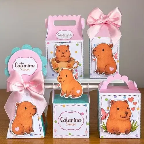 Lembrancinha personalizada de aniversário com nome e idade 