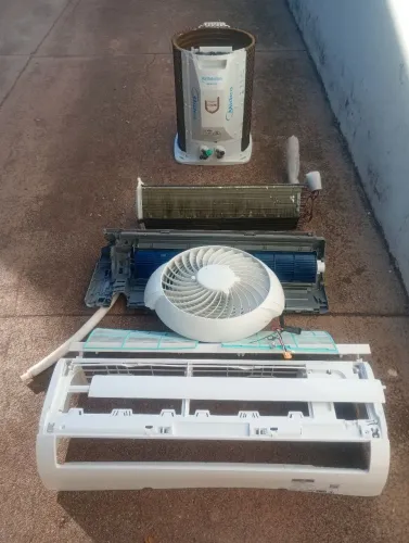Limpeza de Central de Ar Condicionado