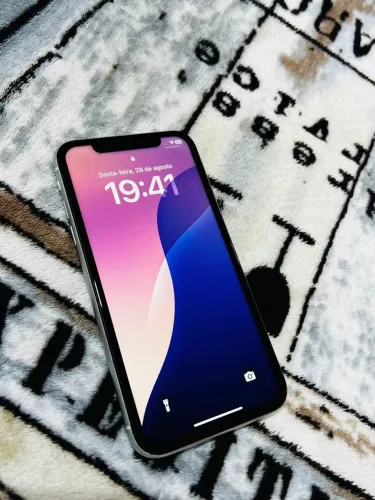 iPhone XR super conservado