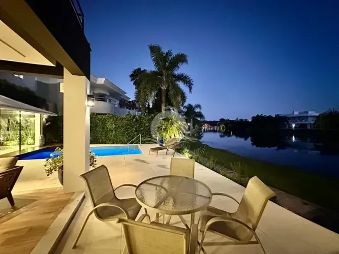 Casa Condomínio. 6D (6S) - 516m² - Vista Lago e Mobiliada - Atlântida